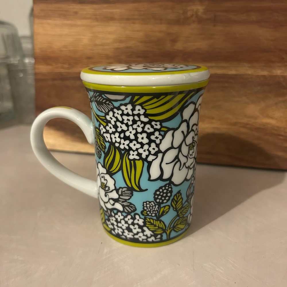 Floral Ceramic Mug with Lid